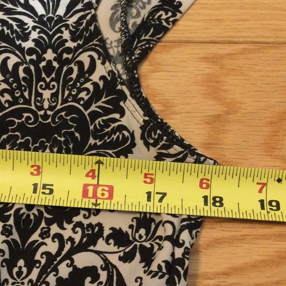 M ND Intimates damask cap sleeve lounge dress - Picture 10 of 15